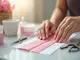 anleitung-press-on-nails-mit-glue-gel-richtig-anbringen