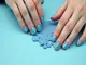 mit-press-on-nails-blau-zu-kreativen-und-frischen-nageldesigns