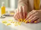 press-on-nails-yellow-so-kombinierst-du-die-trendfarbe